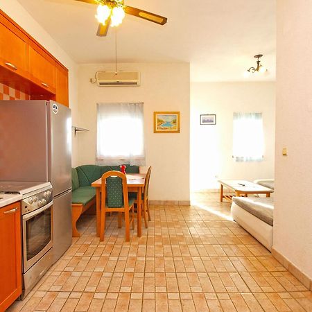 Apartments Ivo 1328 Fazana Ngoại thất bức ảnh
